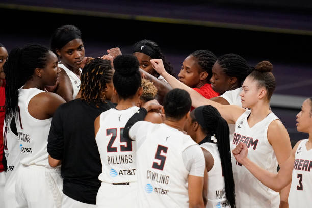 College basketball huddle