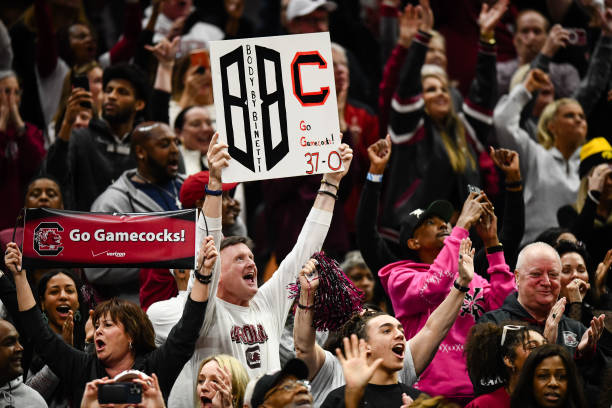 Gamecocks fans cheering